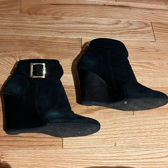 Tory Burch wedge booties in black size 37 (7) - Picture 2 of 9